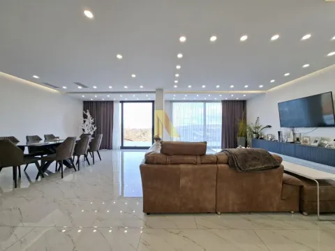 Sale, house, 230m², Tatarsko brdo, Petrovaradin - image 3