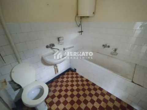Prodaja, kuća, 96m², Mužlja, Zrenjanin - image 18