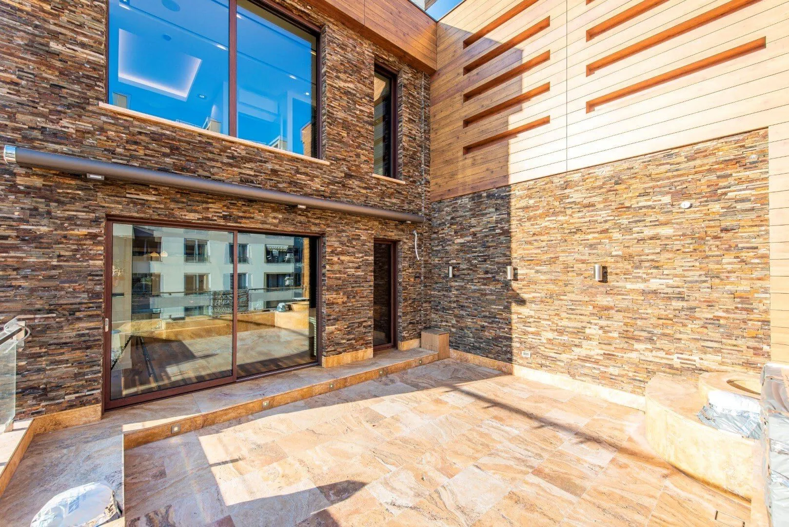 Sale, three bedroom apartment, 308m², Centar, Budva