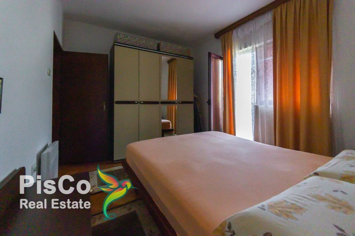 Prodaja, kuća, 375m², Zagorič, Podgorica