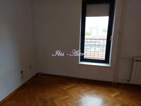 Prodaja, četvorosoban stan, 111m², Stari Grad, Beograd - image 14