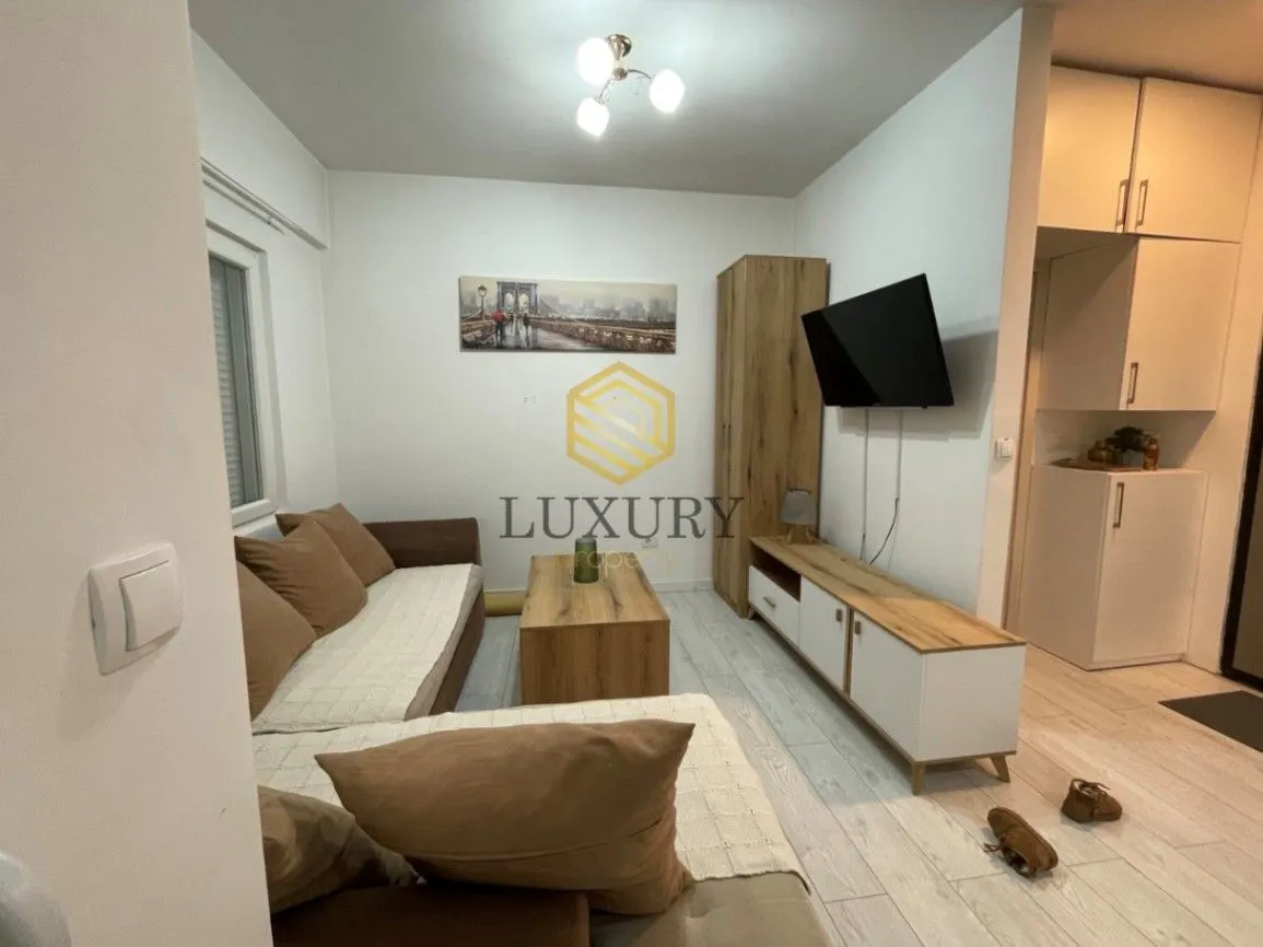 Rent, studio apartment, 27m², Stari Aerodrom, Podgorica