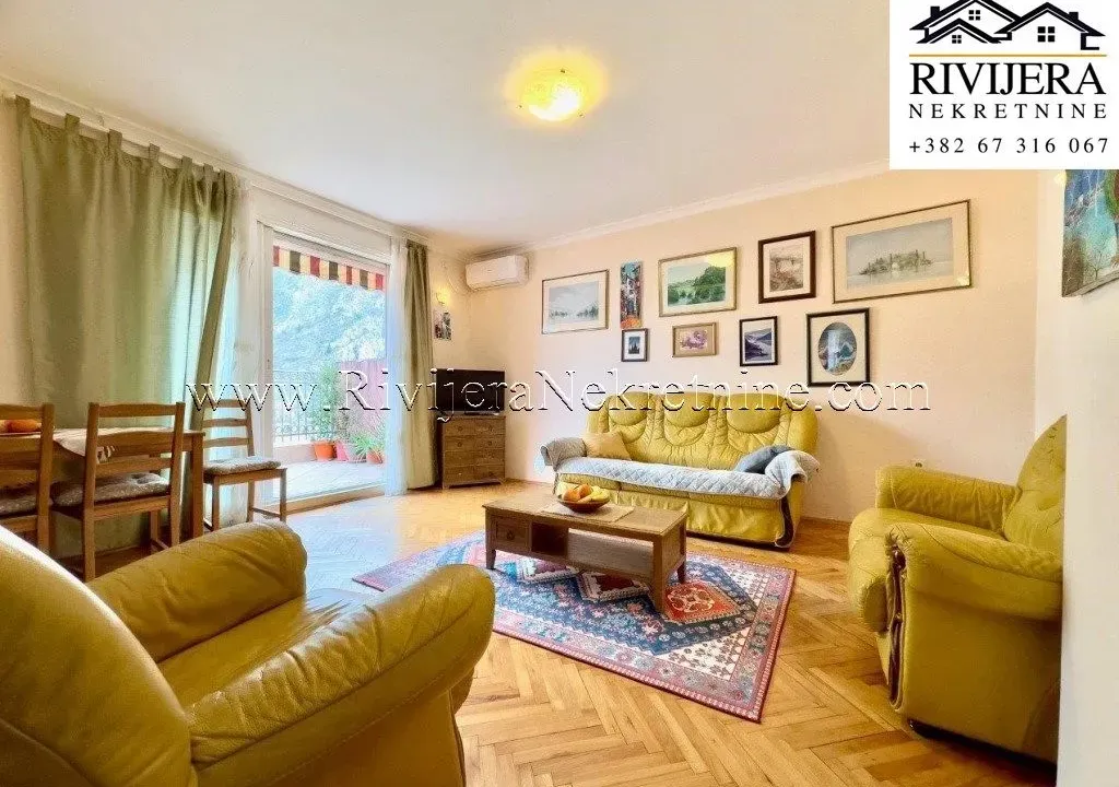 Sale, three bedroom apartment, 94m², Škaljari, Kotor