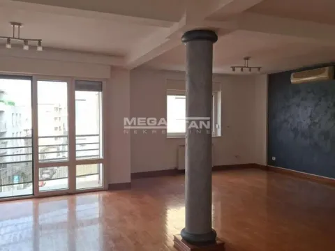 Izdavanje, četvorosoban stan, 203m², Vračar Hram, Vračar Sve Podlokacije - image 2