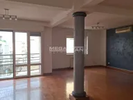 Izdavanje, četvorosoban stan, 203m², Vračar Hram, Vračar Sve Podlokacije - image 2