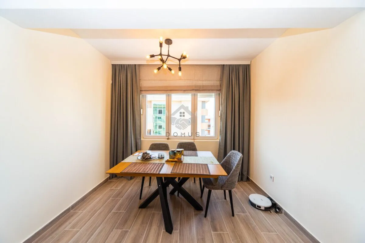 Prodaja, trosoban stan, 87m², Tuški Put, Podgorica