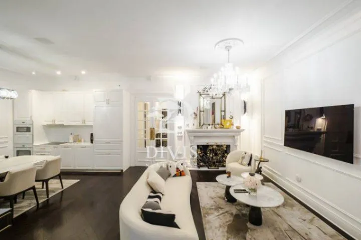 Rent, three bedroom apartment, 102m², Stari Grad, Beograd