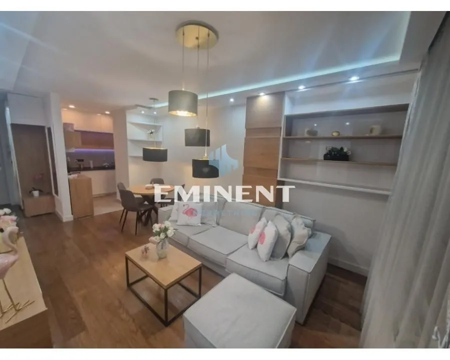 Rent, two bedroom apartment, 42m², Južni Bulevar, Vračar Sve Podlokacije