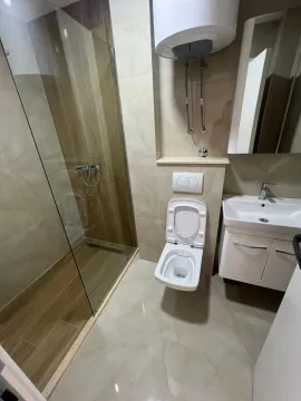 Rent, three bedroom apartment, 92m², Šušanj, Bar - image 9