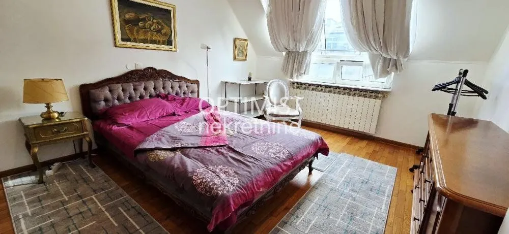 Prodaja, stan, 108m², Stari Grad, Beograd