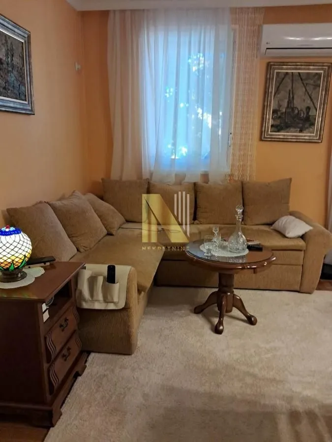Prodaja, dvosoban stan, 49m², Centar, Subotica