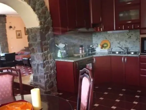 Prodaja, kuća, 250m², Vrbas, Novi Sad - image 7