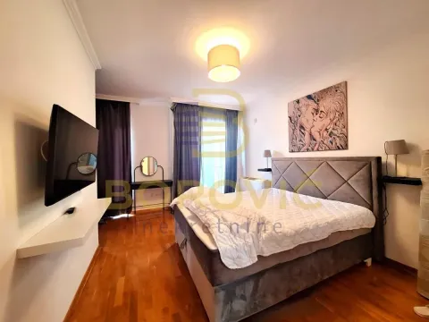 Prodaja, kuća, 260m², Savski Venac, Beograd - image 9