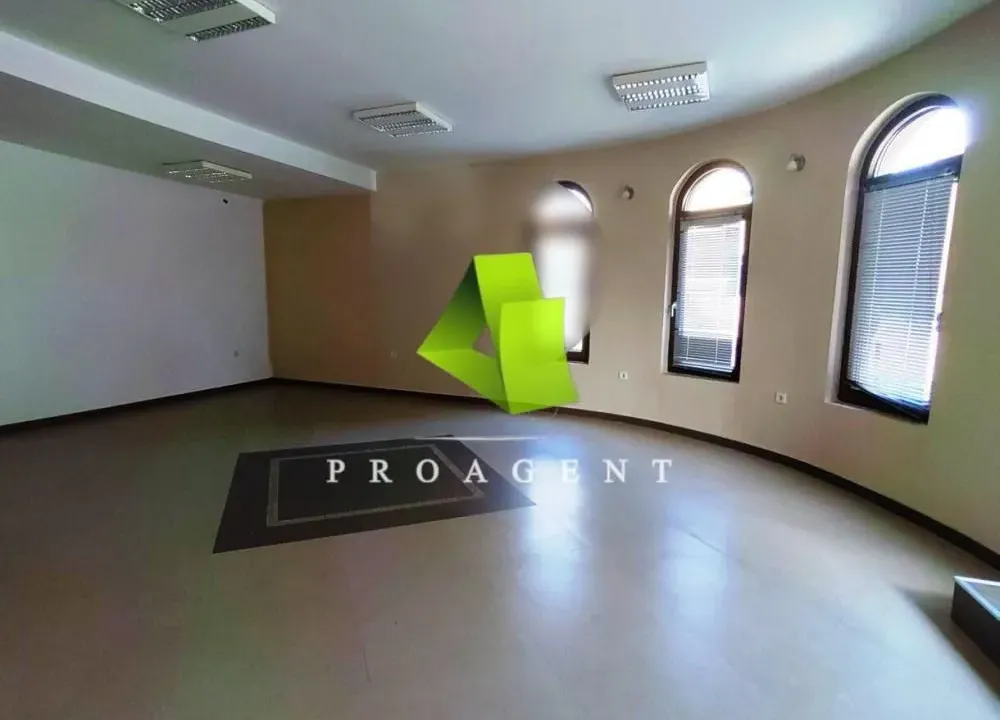 Sale, office space, 60m², Centar, Niš
