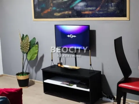 Izdavanje, stan, 37m², Centar, Novi Sad - image 3