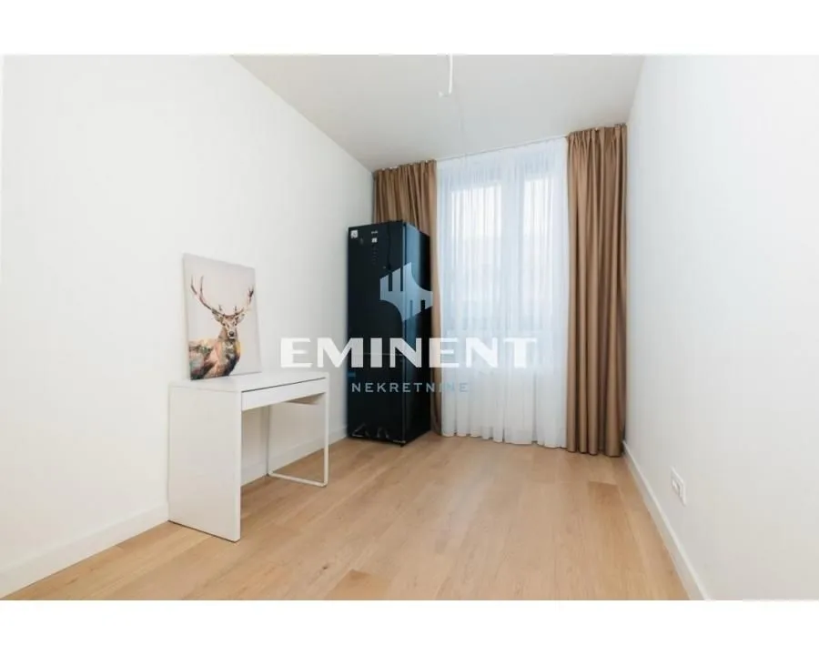 Sale, three bedroom apartment, 72m², Savski Venac, Beograd