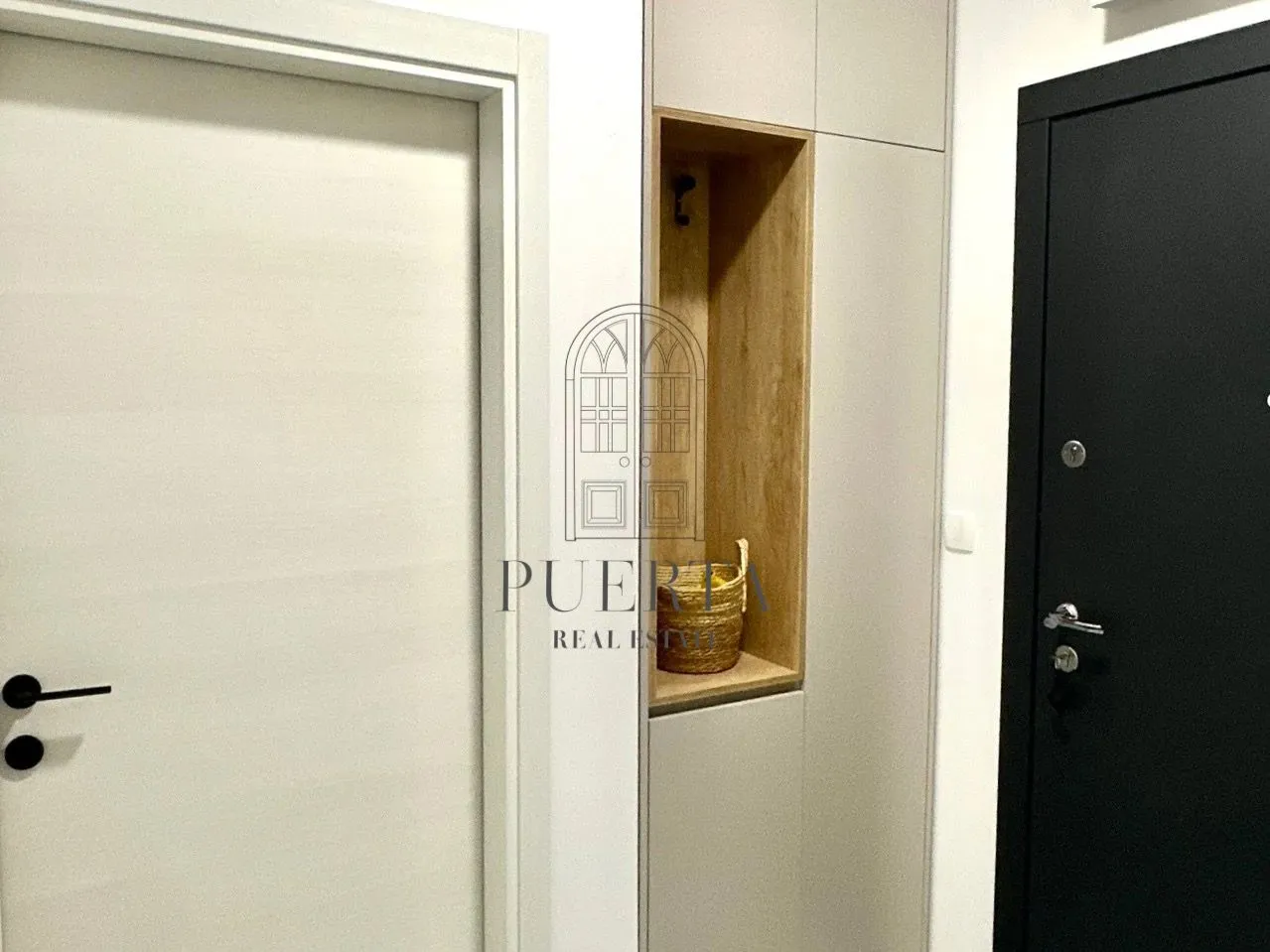 Rent, two bedroom apartment, 64m², Stari Aerodrom, Podgorica