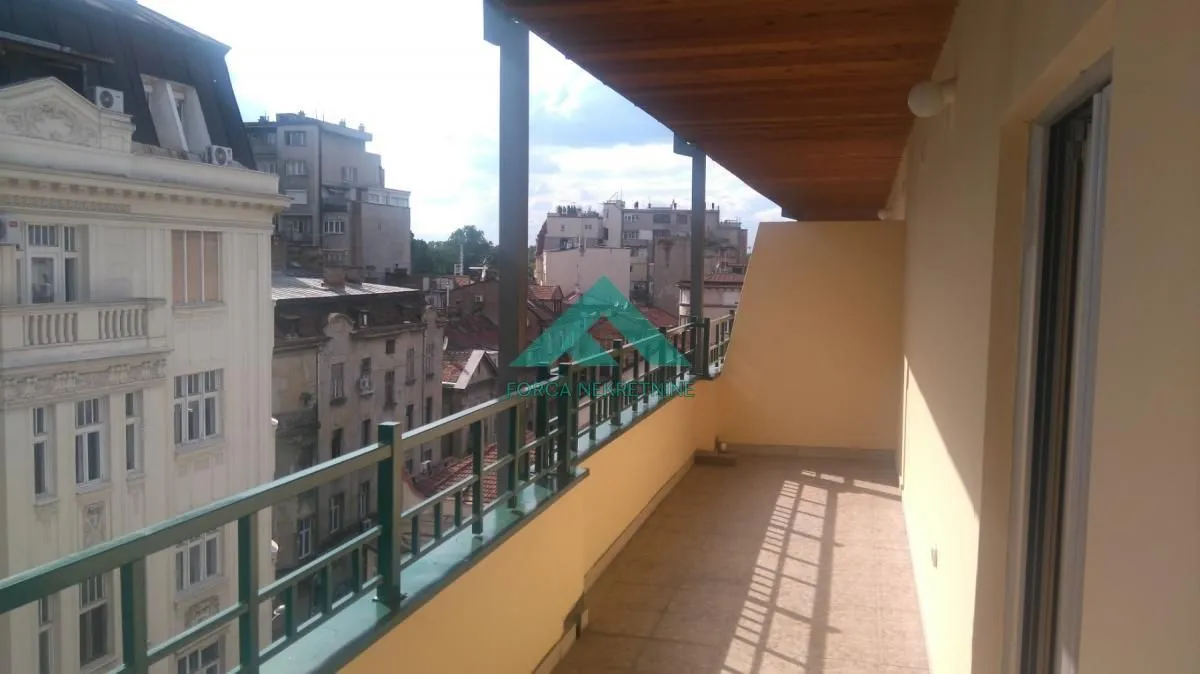 Prodaja, trosoban stan, 79m², Stari Grad, Beograd