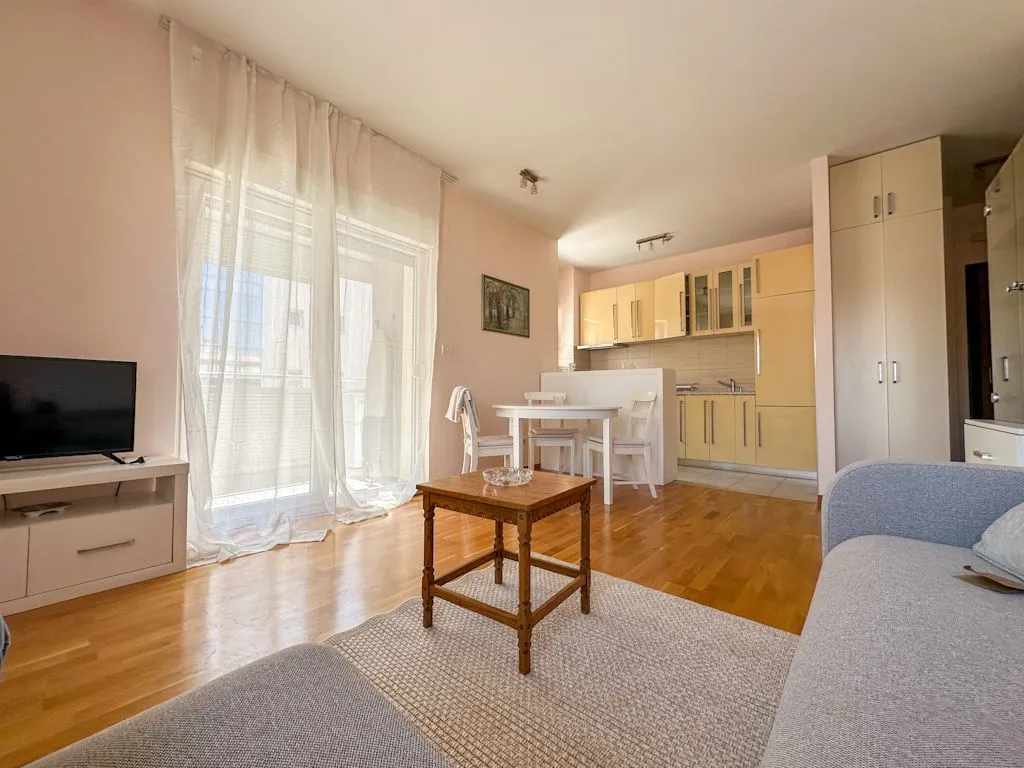 Rent, one bedroom apartment, 50m², City Kvart, Podgorica