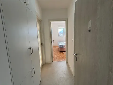 Rent, one bedroom apartment, 45m², Stari Aerodrom, Podgorica - image 10