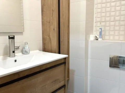 Prodaja, trosoban stan, 72m², City Kvart, Podgorica - image 10