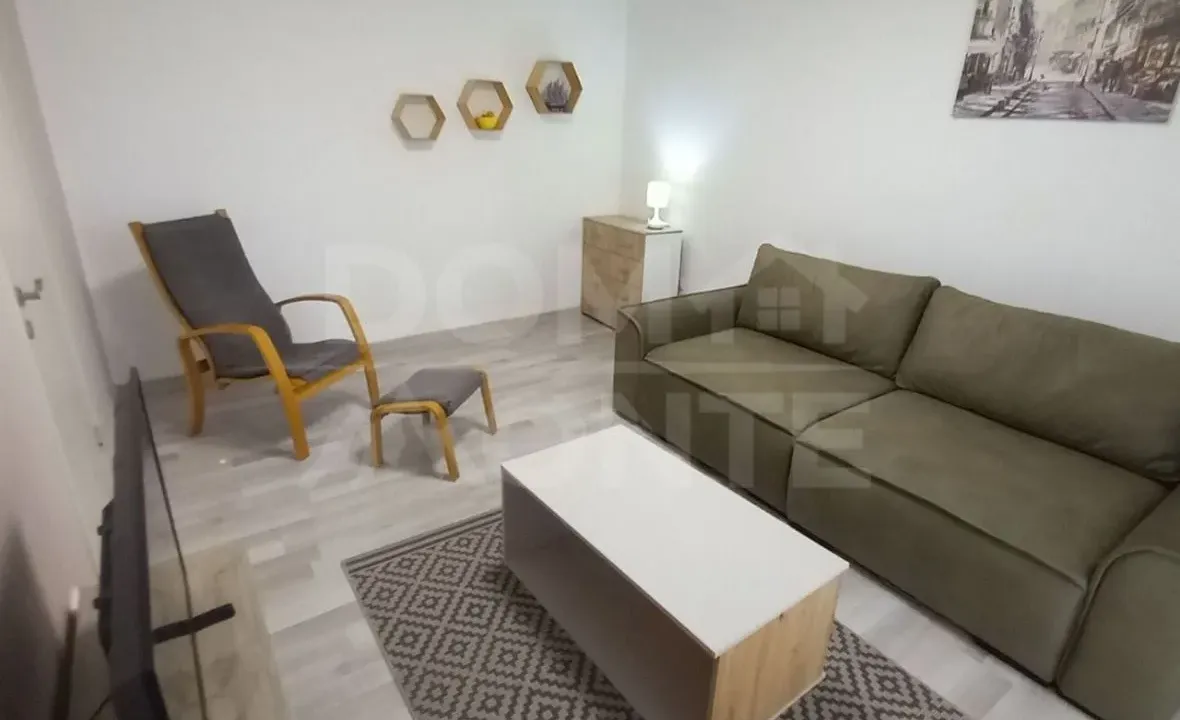Rent, one bedroom apartment, 52m², Tivat, Crna Gora