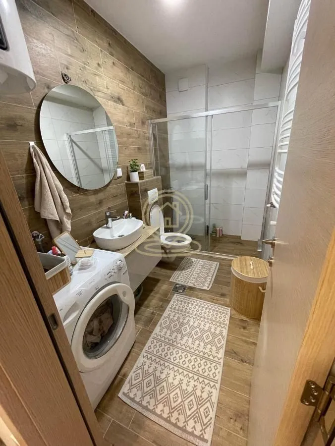 Izdavanje, dvosoban stan, 64m², Mala vaga, Kragujevac