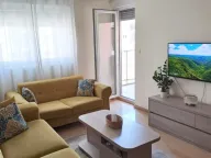 Prodaja, dvosoban stan, 72m², City Kvart, Podgorica - image 9