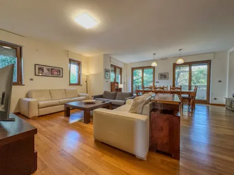 Rent, three bedroom apartment, 140m², Preko Morače, Podgorica - image 4