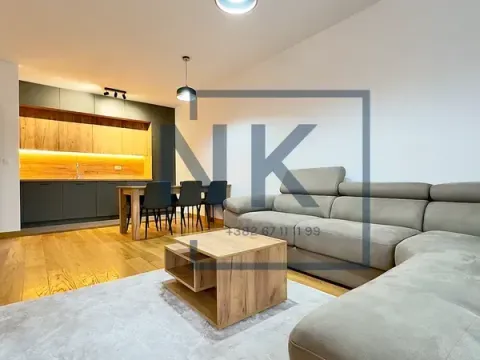 Izdavanje, dvosoban stan, 76m², New City, Podgorica - image 1