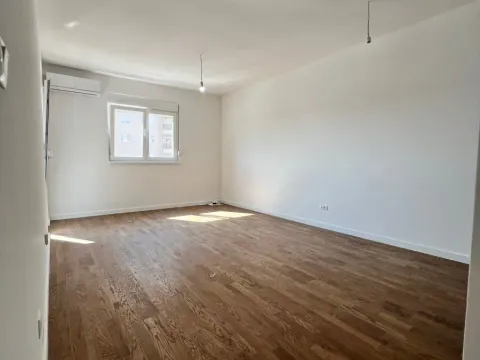 Sale, one bedroom apartment, 46m², Podgorica, Crna Gora - image 1