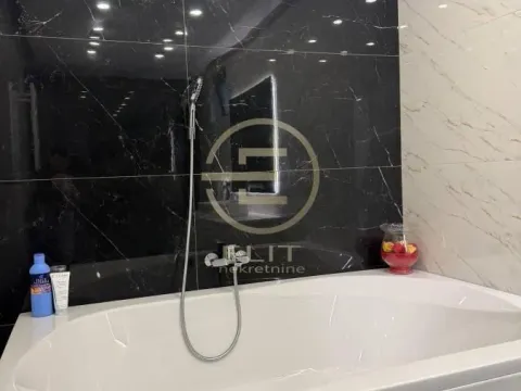 Prodaja, kuća, 173m², Sremska Kamenica, Petrovaradin - image 18