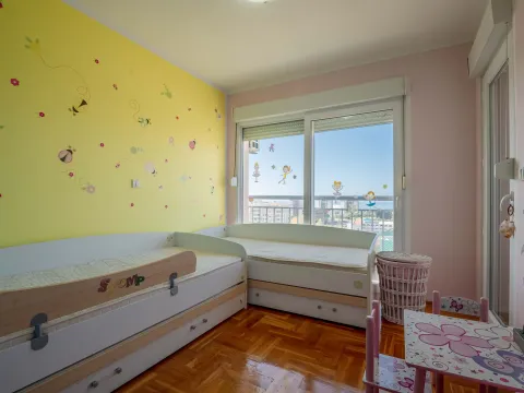 Prodaja, dvosoban stan, 69m², Topolica, Bar - image 11