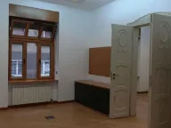 Izdavanje, poslovni prostor, 185m², Stari Grad, Beograd - image 12