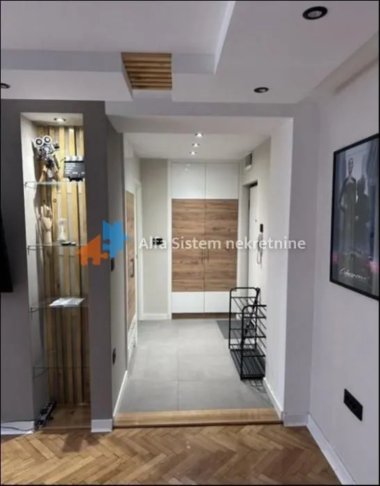 Rent, two bedroom apartment, 56m², Savski Venac, Beograd