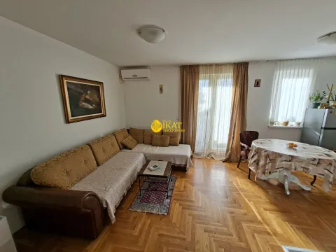 Prodaja, dvosoban stan, 47m², Krnjaca, Palilula Sve Podlokacije