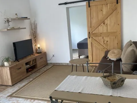 Prodaja, kuća, 104m², Muo, Kotor - image 6