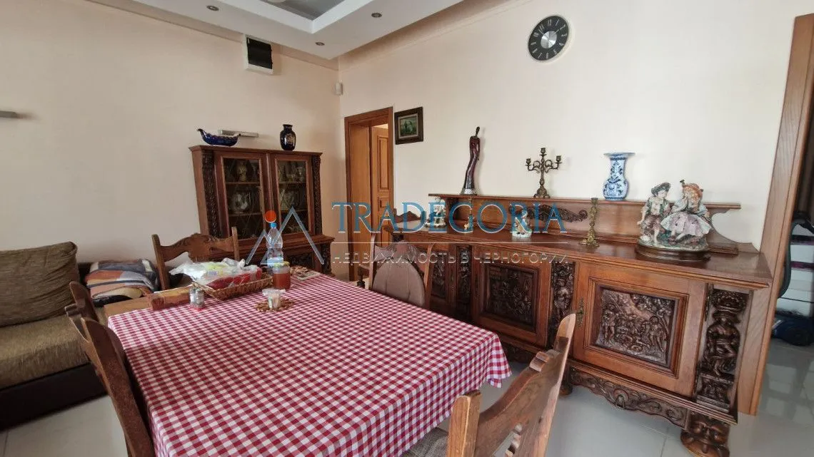 Prodaja, kuća, 194m², Sutomore, Bar
