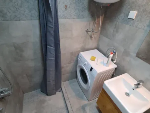 Izdavanje, dvosoban stan, 40m², Dubovica, Budva - image 4