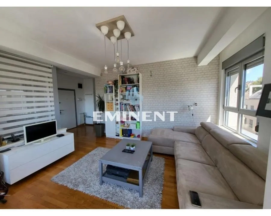 Rent, two bedroom apartment, 55m², Vračar Hram, Vračar Sve Podlokacije