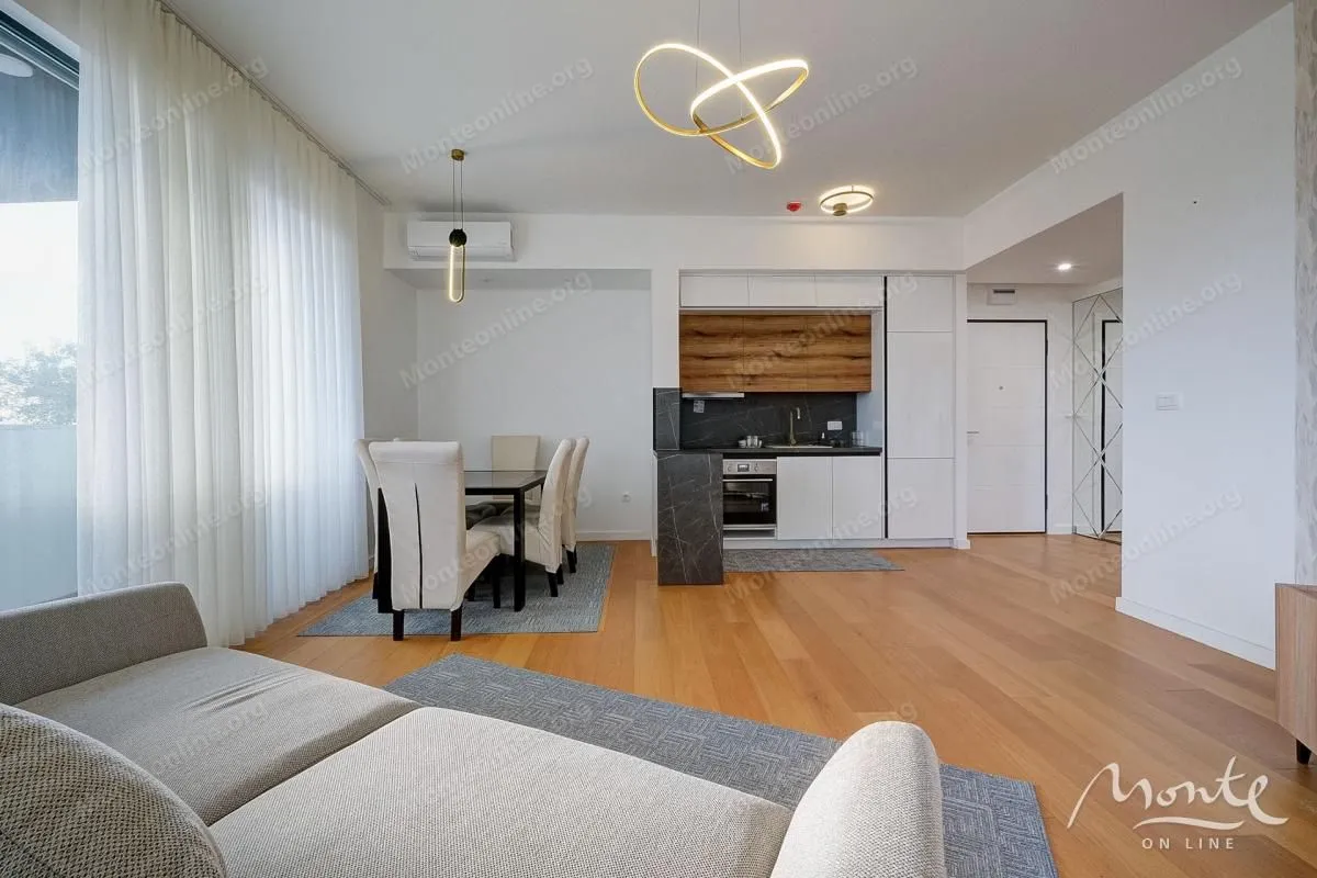 Prodaja, jednosoban stan, 67m², Bečići, Budva