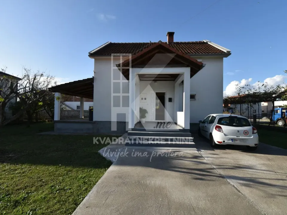 Sale, house, 160m², Murtovina, Podgorica
