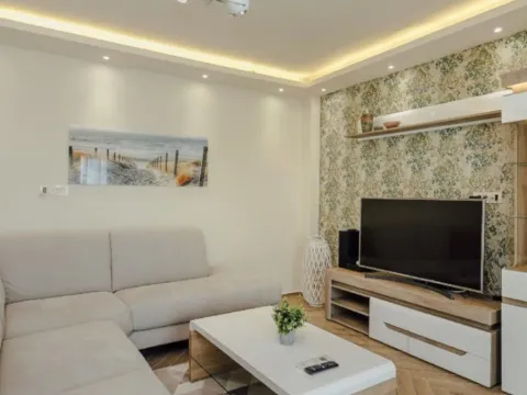 Sale, house, 380m², Bijela, Herceg Novi - image 4