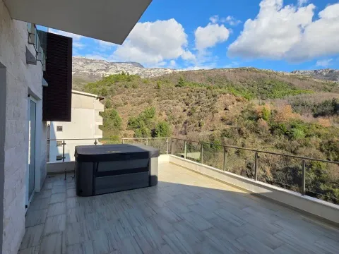 Sale, two bedroom apartment, 98m², Bečići, Budva - image 11