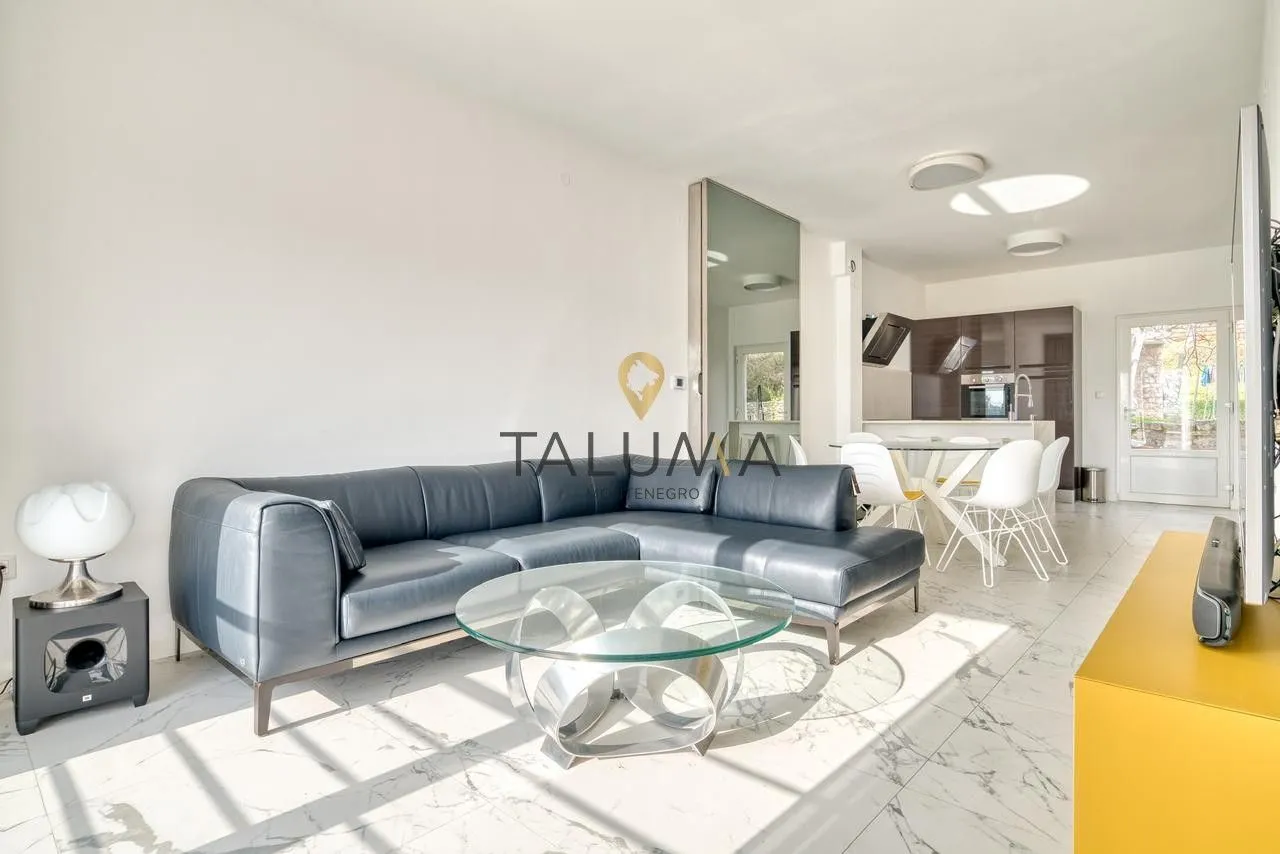 Sale, two bedroom apartment, 60m², Petrovac, Budva