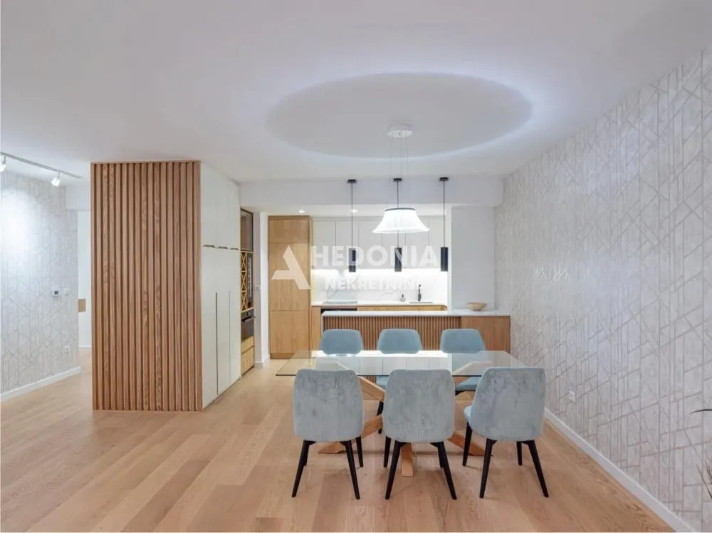 Sale, three bedroom apartment, 99m², Južni Bulevar, Vračar Sve Podlokacije