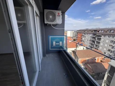 Prodaja, jednosoban stan, 50m², Centar, Jagodina - image 3