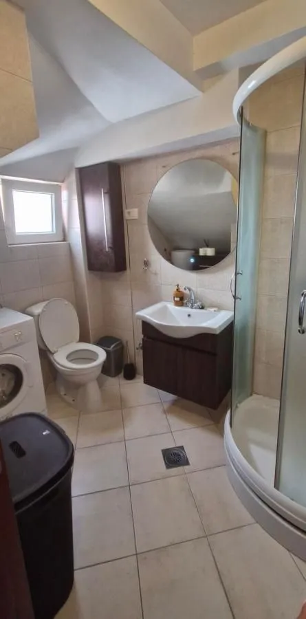 Rent, two bedroom apartment, 80m², Tivat, Crna Gora