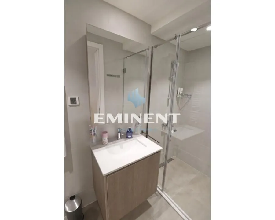 Rent, four bedroom apartment, 91m², Savski Venac, Beograd