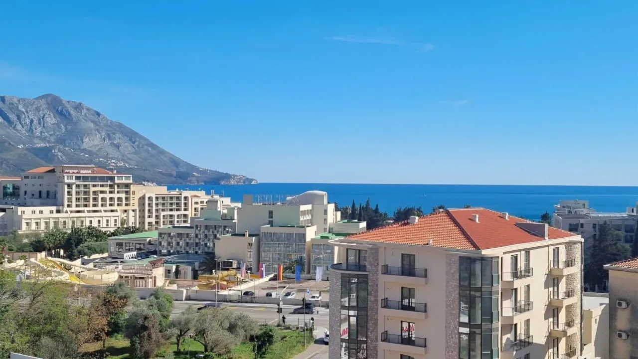 Prodaja, dvosoban stan, 95m², Bečići, Budva